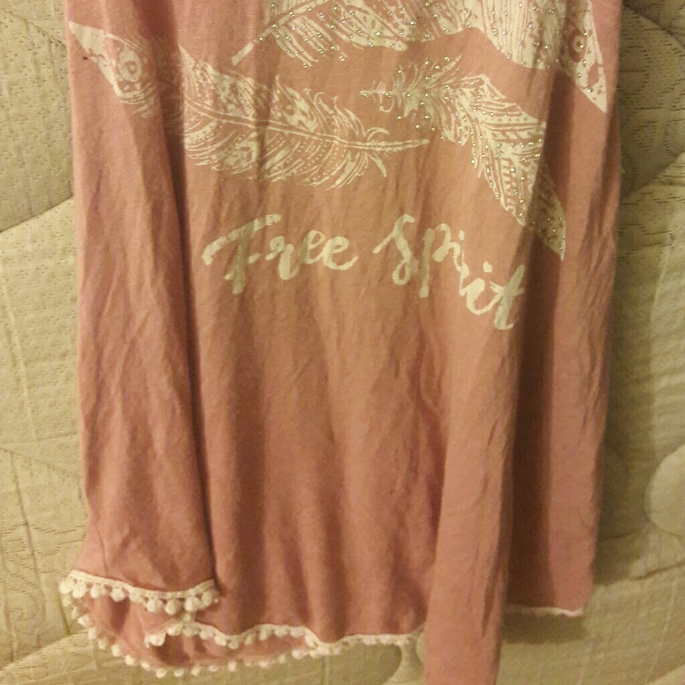 Pink tank outlined with white. - Picture 4 of 6