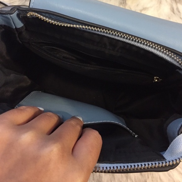 SOLD Mini backpack - Picture 4 of 8