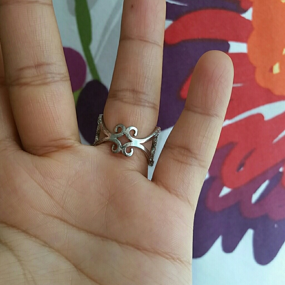 Real Silver Ring - Picture 2 of 5