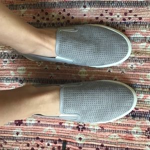 Gap mauve shoes