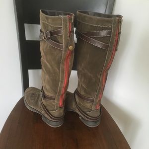 Madden Girl Zerge boot