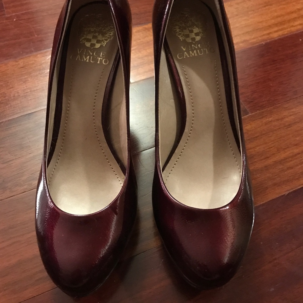 Vince Camuto Burgundy Heels