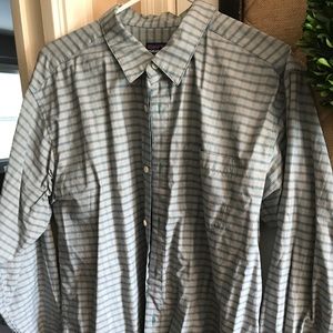Patagonia button up shirt size large men's