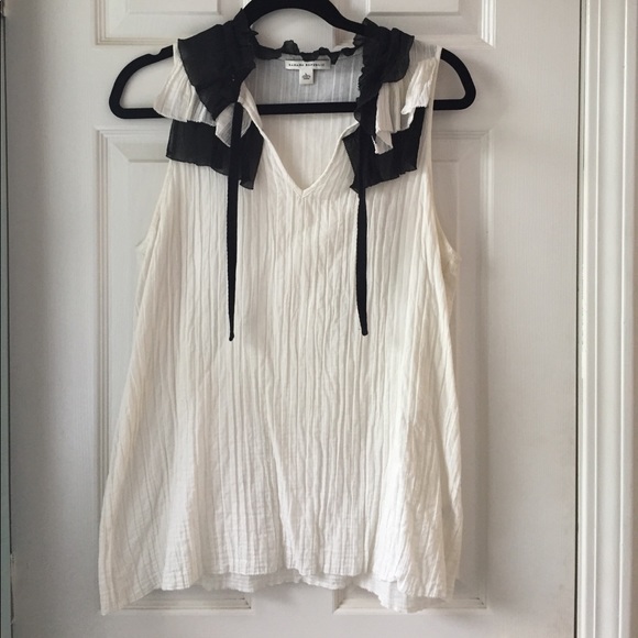 Banana Republic Tops - Banana Republic large tank