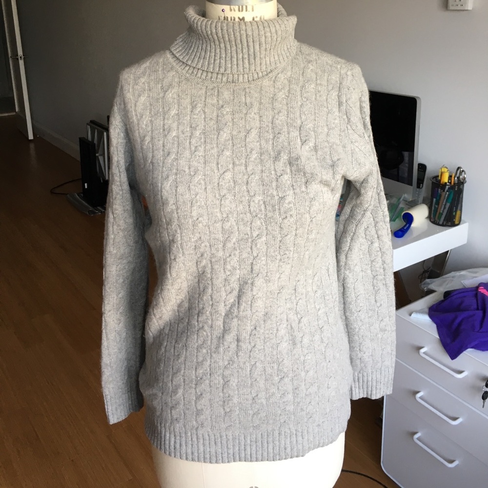 Gray cashmere turtleneck sweater