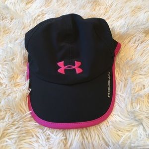 Like new Under Armour Cold Black Hat Like new Under Armour Cold Black Hat