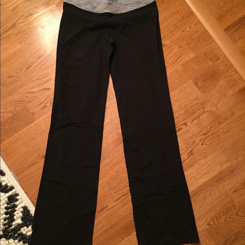 lululemon Athletica Size 6 pants black Yoga pants