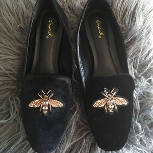 Qupid Velvet Bumblebee Loafers