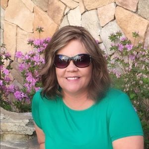 Meet your Posher, Sherry