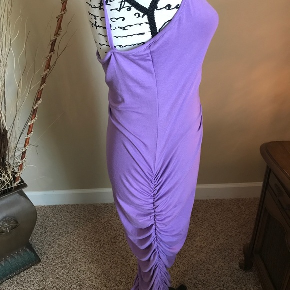 Thic girl women's dress - Picture 3 of 5