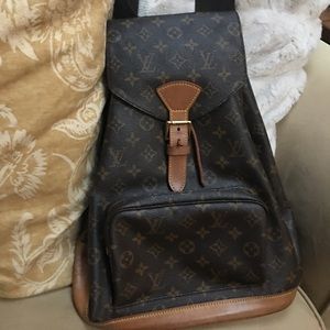 💯percent Authentic Louis Vuitton Montsouris