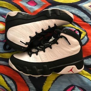 Jordan 9 size 9