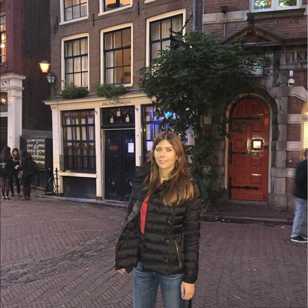 Meet your Posher, Amy