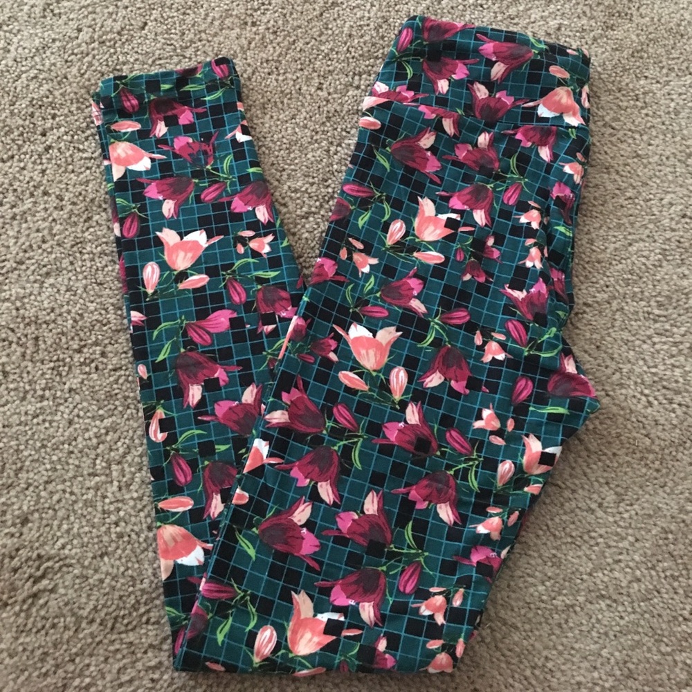 LulaRoe Leggings NWOT