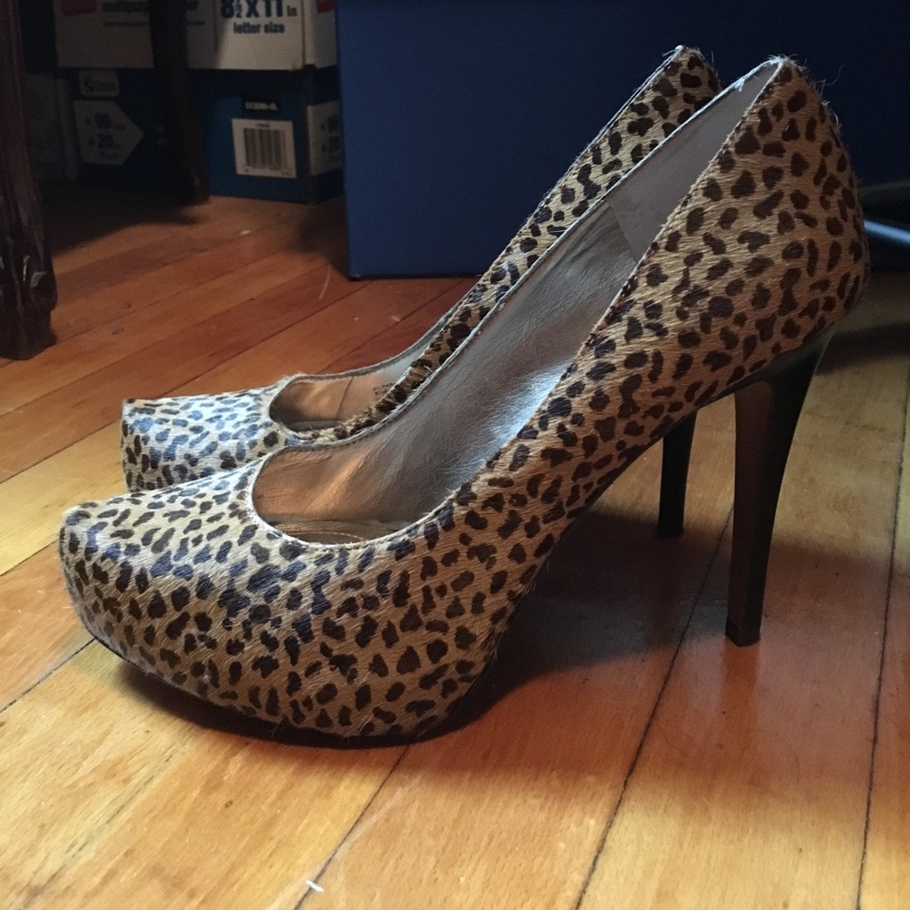 Bcbg leopard print platforms