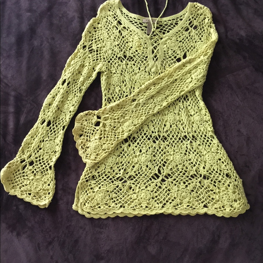 Crocheted top long bell sleeve's