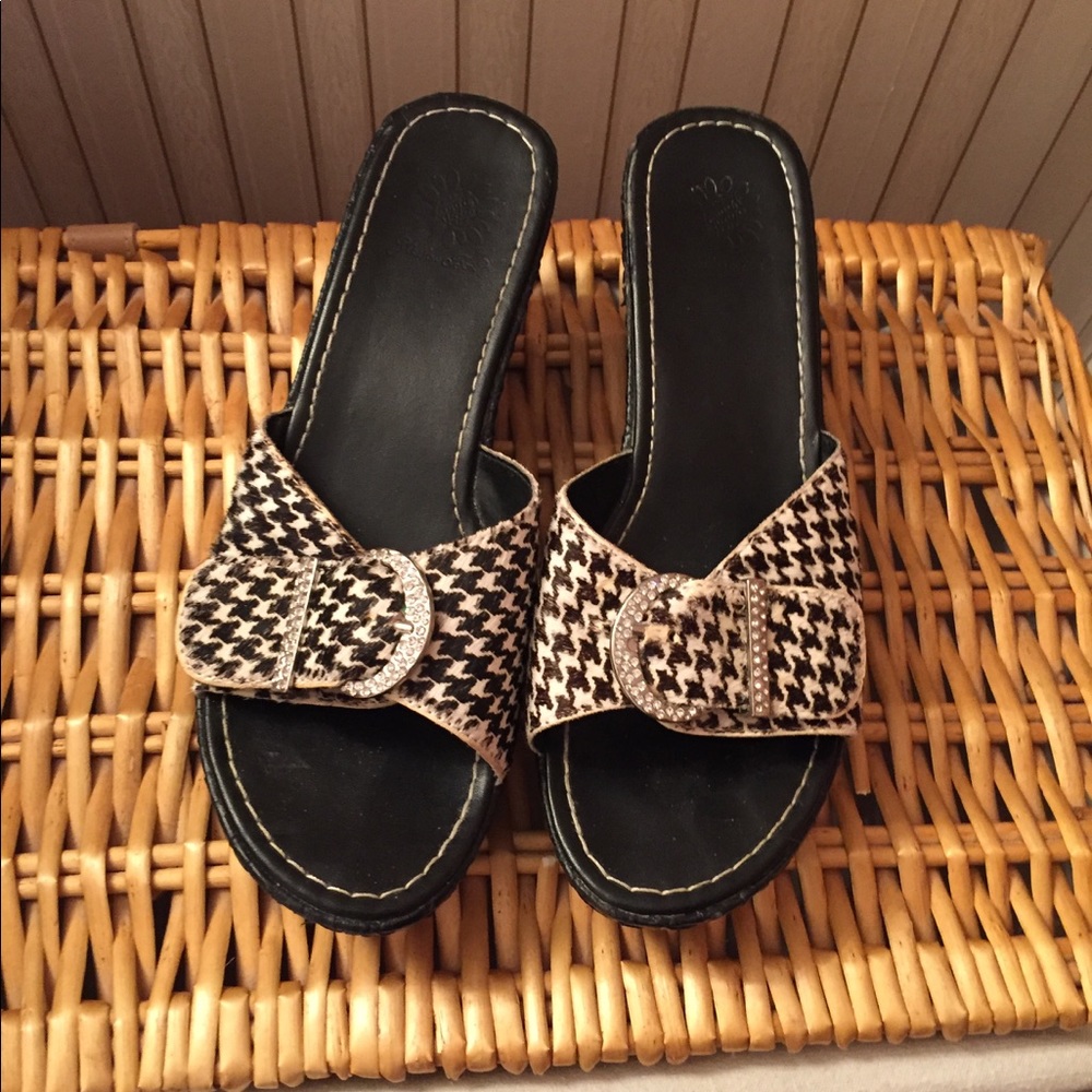 Women's Yellow Box Sandals