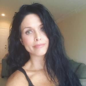 Meet your Posher, Christie