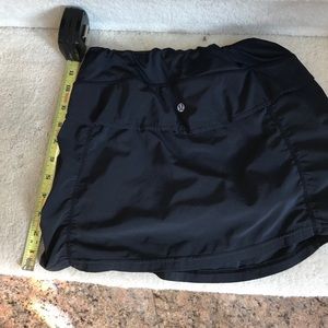Lululemon skort size 4