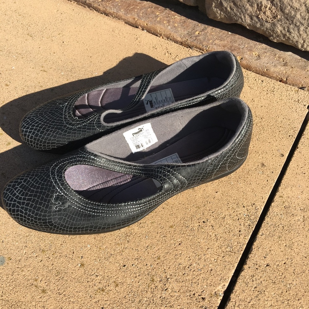 Puma  Slip on - never worn