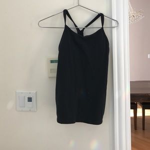 Lulu tank size 6
