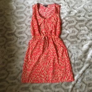 Cute patterned dress WITH POCKETS