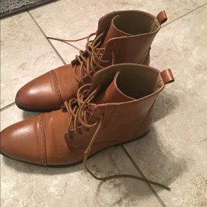 Men's tan ankle boots