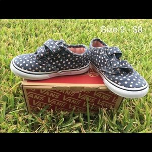 Vans polka dot toddler shoe