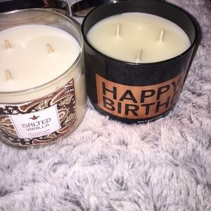Bath and Body works candles 💓💓💓🖤🖤🖤
