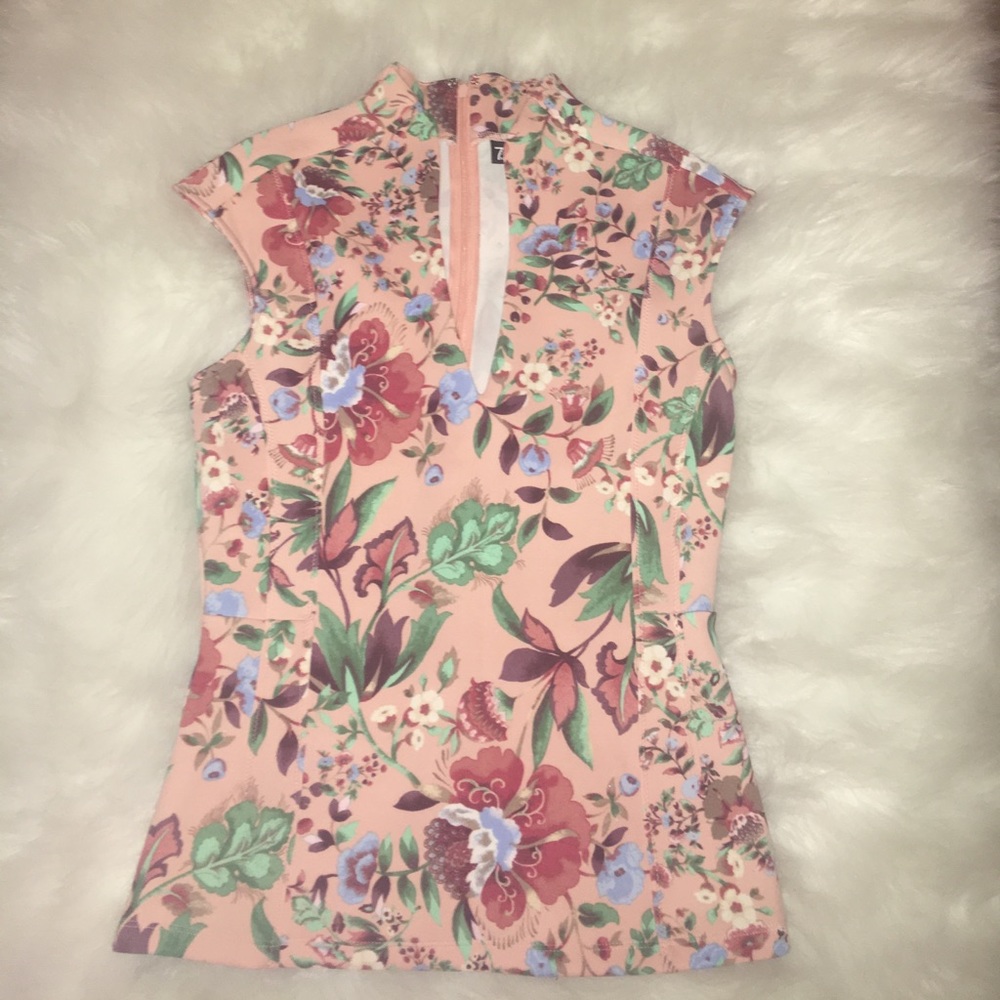 NY&CO cap sleeve top