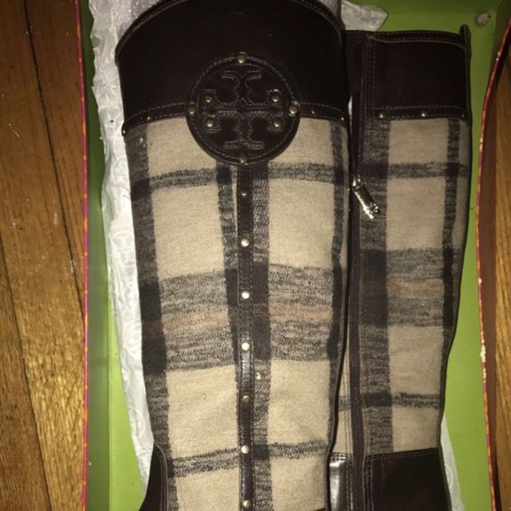 NWT TORY BURCH BOOTS.