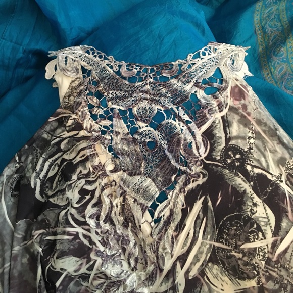 🎉🗣🎏 BUNDLE ANY 3 ITEMS WITH THIS TAG FOR $12! - Picture 3 of 8