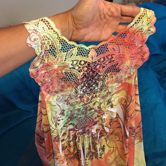 🎉🗣🎏 BUNDLE ANY 3 ITEMS WITH THIS TAG FOR $12! - Picture 6 of 8