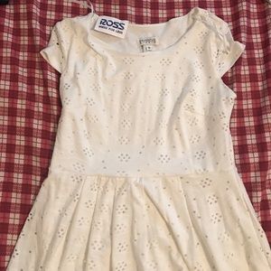 Cute White Dress , offers welcome 😀
