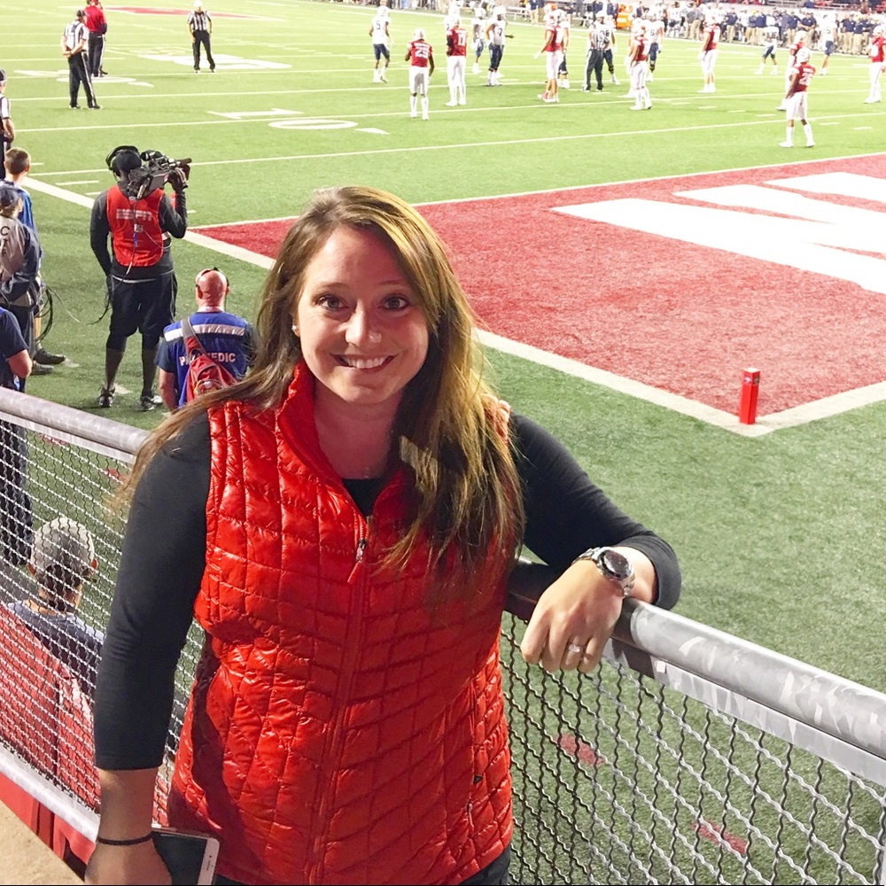 Meet your Posher, Abbey