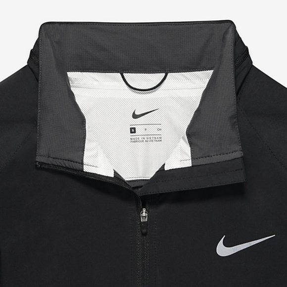 Nike Shield Black Anthracite Running Rain Jacket - Picture 3 of 7