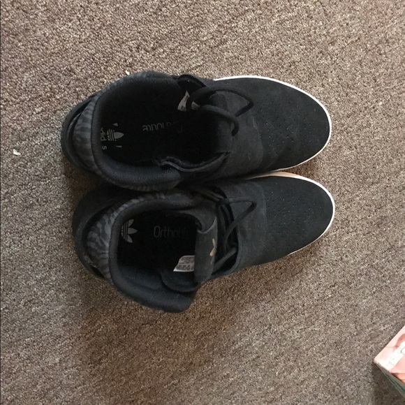 Adidas tubular size 7 - Picture 5 of 6