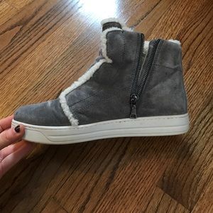 Prada shoes best offer!!!