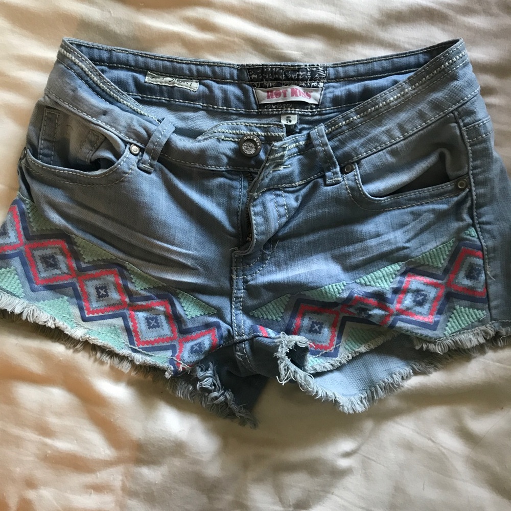 Hot Kiss Shorts size 5