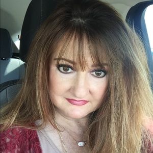 Meet your Posher, Daonne