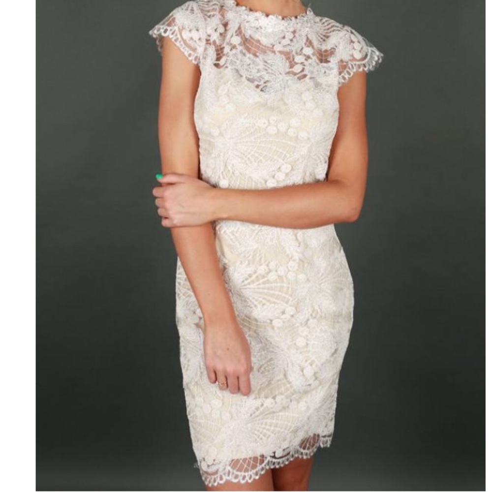 Gorgeous lace dress