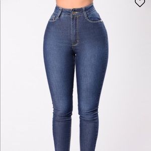 High Waisted Jeans