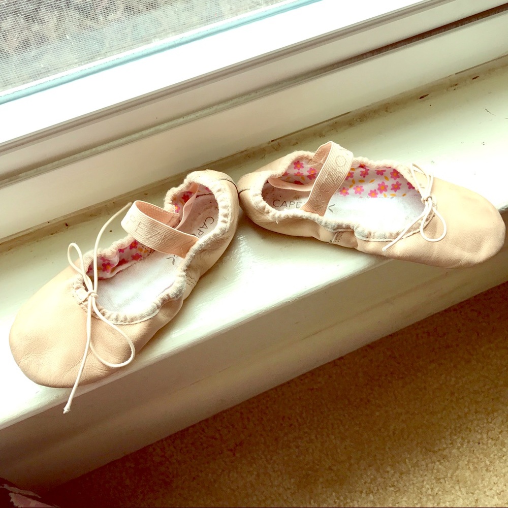 Capezio Split Sole Ballet Shoes/ Little Kid