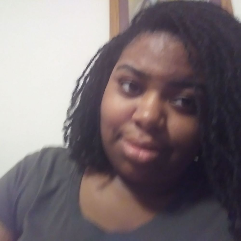 Meet your Posher, April
