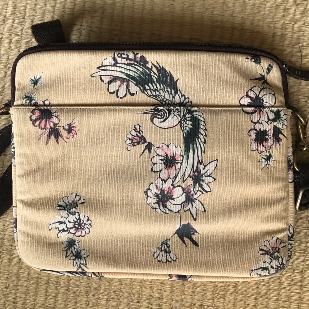 Lucky Brand 12 inch laptop case