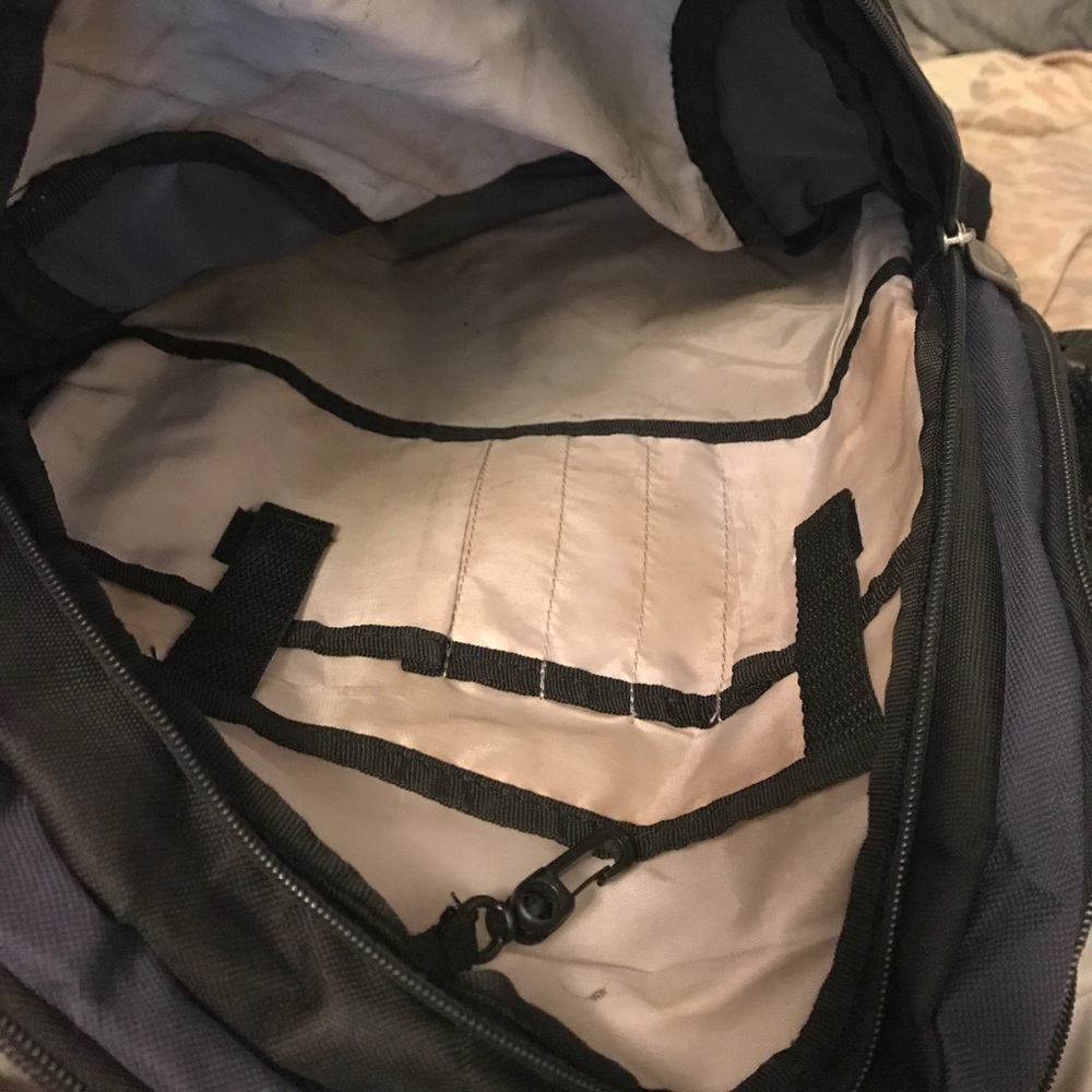 Adidas backpack - Picture 3 of 8