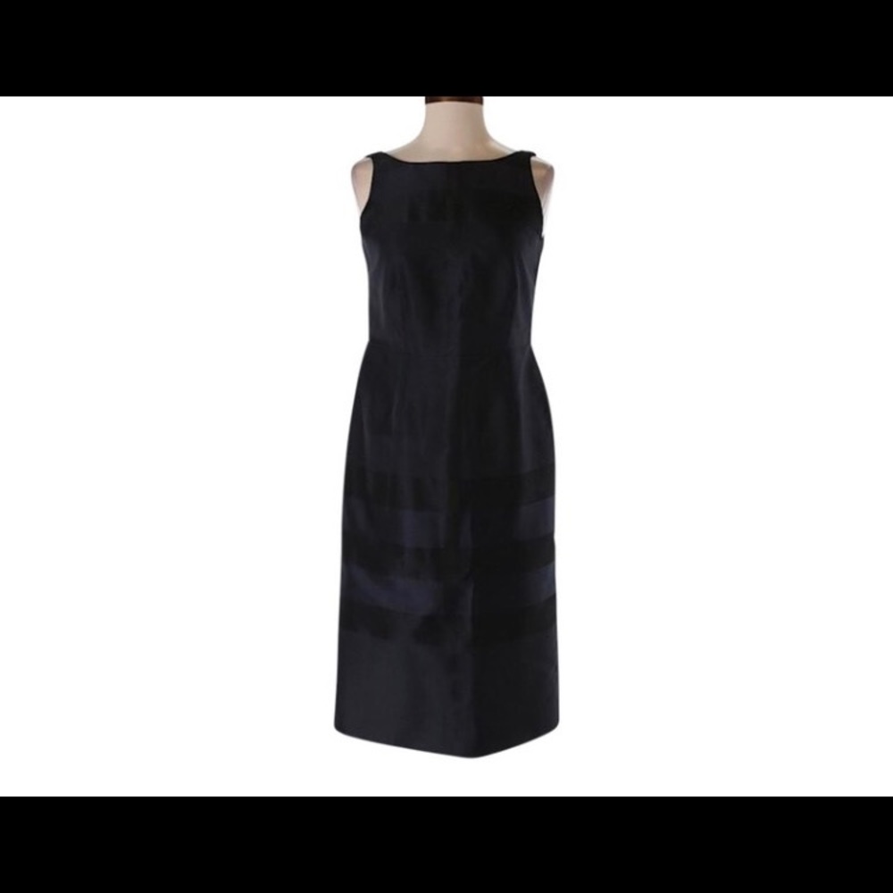 Gorgeous like new Burberry dress ๐ - Picture 1 of 8