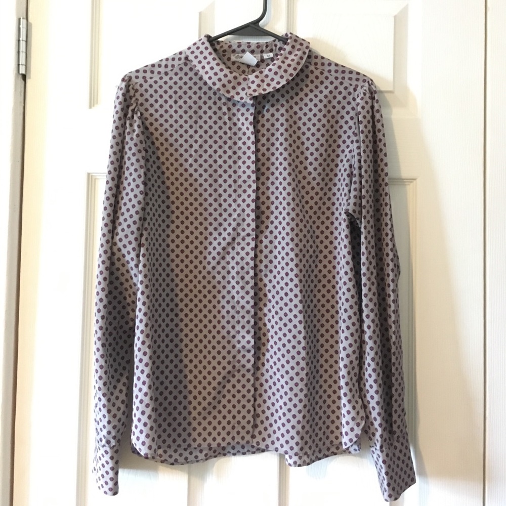 Funky collared silver/grey button up!