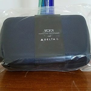 Sealed Navy Hard Case Tumi Business Amenity Kit