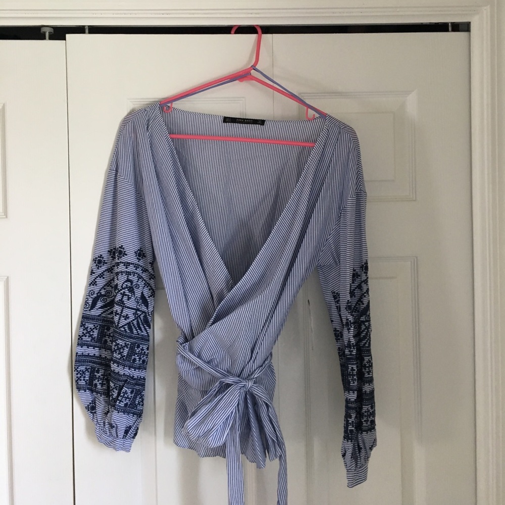 Zara Wrap Top size small